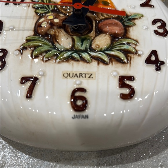 Merry Mushroom Quartz Wall Clock - Picture 7 of 9